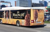 Magnum – buss üleni reklaamiga