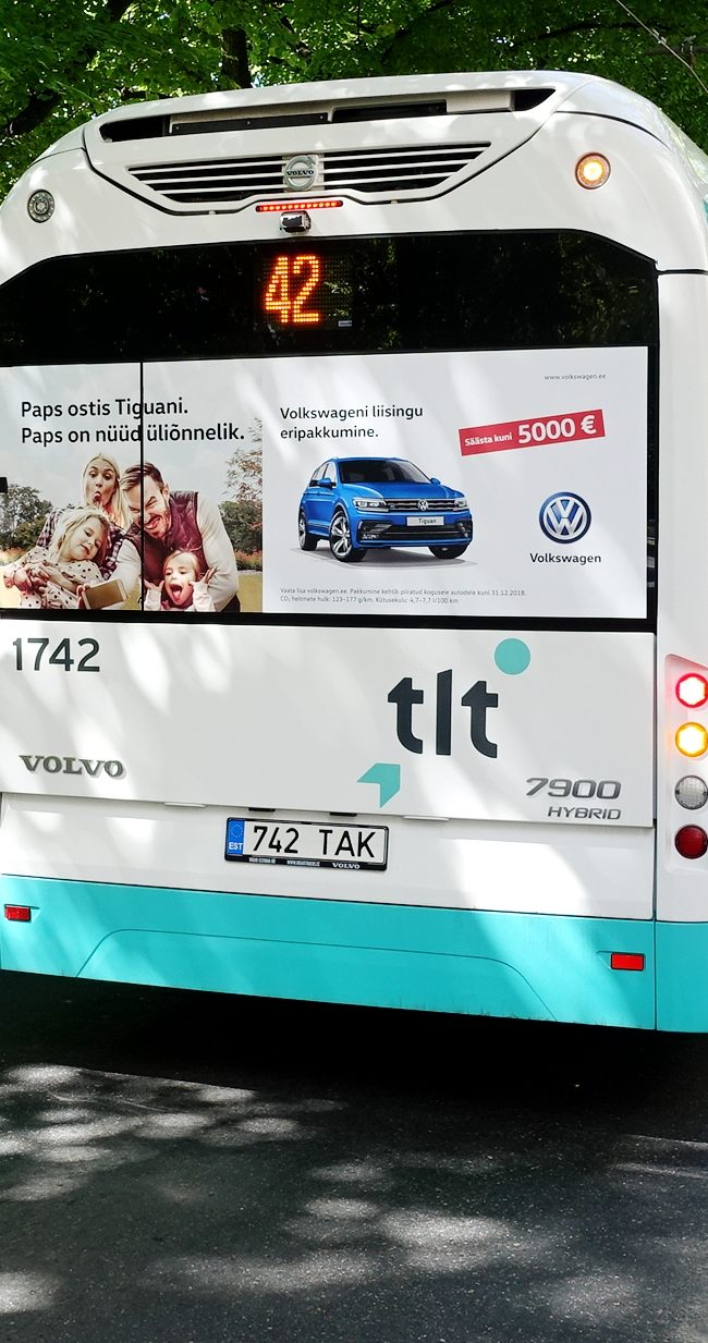 VW – reklaam bussil