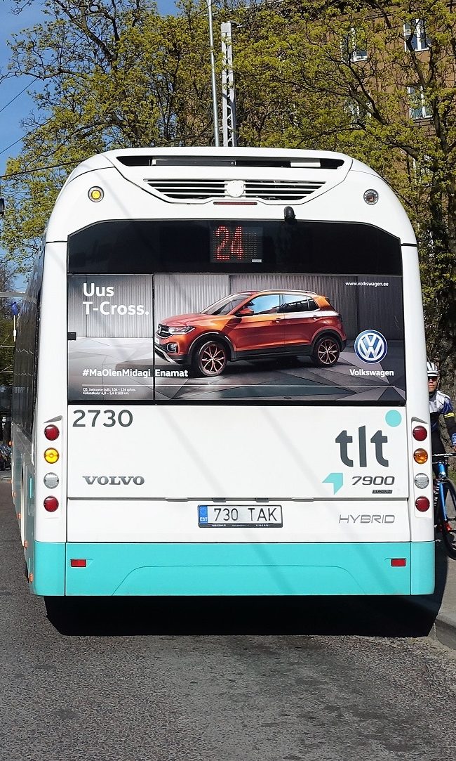 VW T-Cross – reklaam bussi tagaküljel