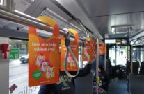 Pai smuuti – rippuvad reklaamid ühistranspordis